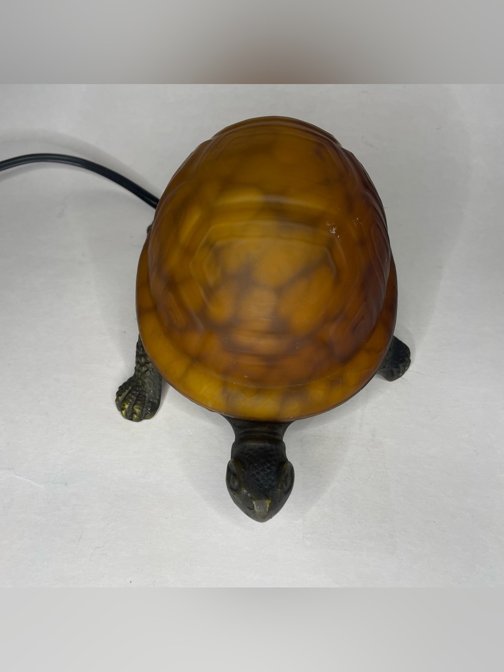 VTG Amber Mottled Tiffany Style Glass & Brass Turtle Table Accent/Night Light 8" - Picture 4 of 10